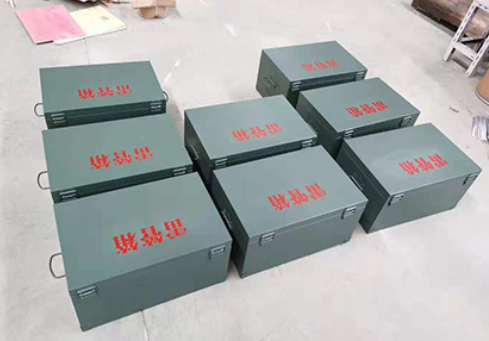 大通炸药箱和雷管箱一般是怎么存放的？