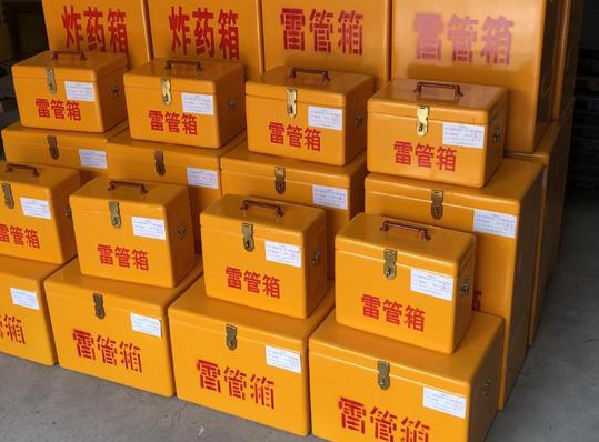 大通玻璃钢雷管箱的使用寿命一般是多少？